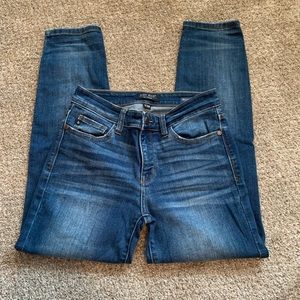 Judy Blue relaxed fit jeans size 28
